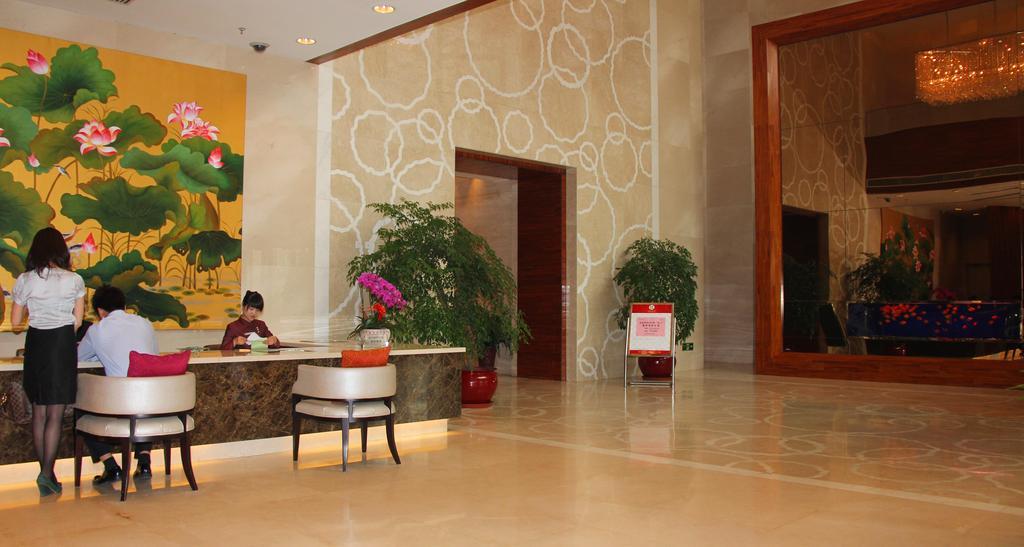 Dong Huang Hotel Пекин Екстериор снимка